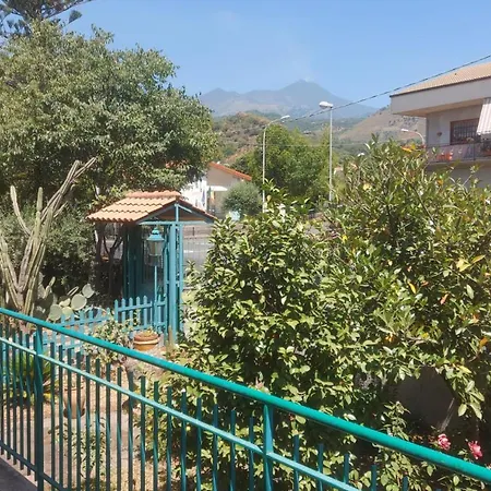 Holiday home Rosa Delle Rose Fleri